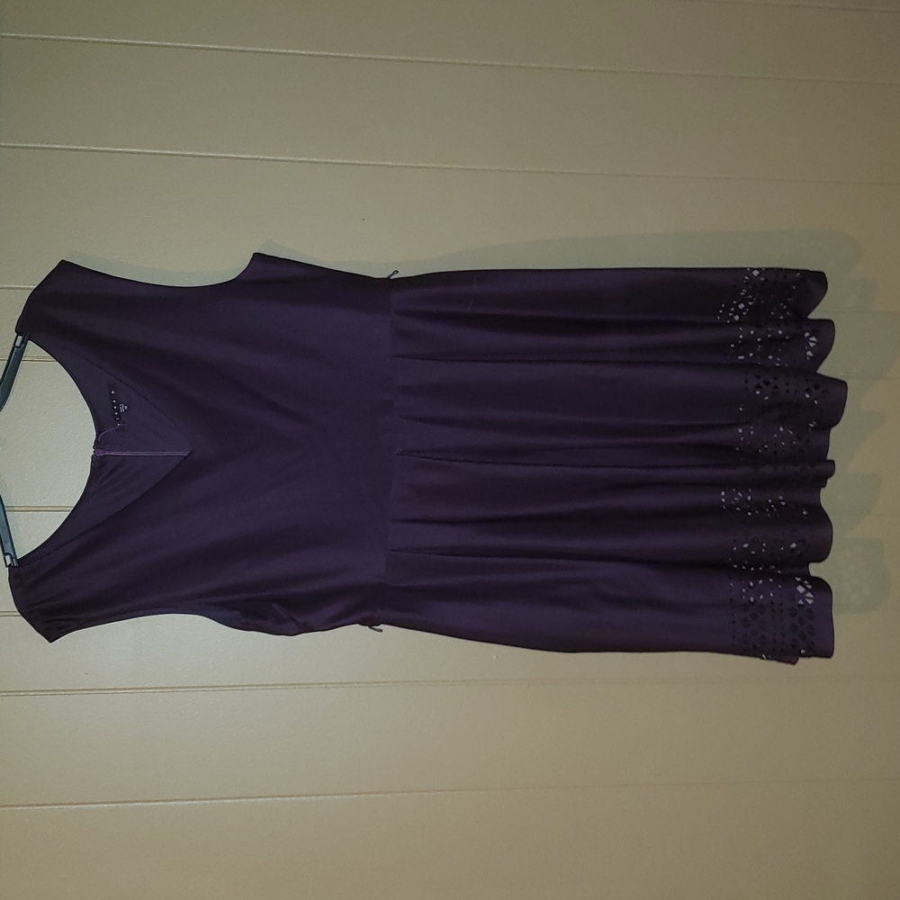 Dress - Picture 2 of 6